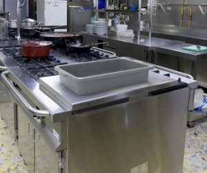 Charolas de plástico