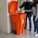 Bote para basura con ruedas