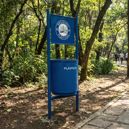 Botes de basura parques