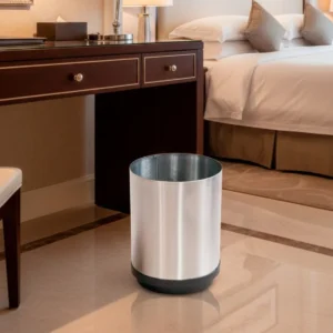 Cesto de basura de acero inoxidable