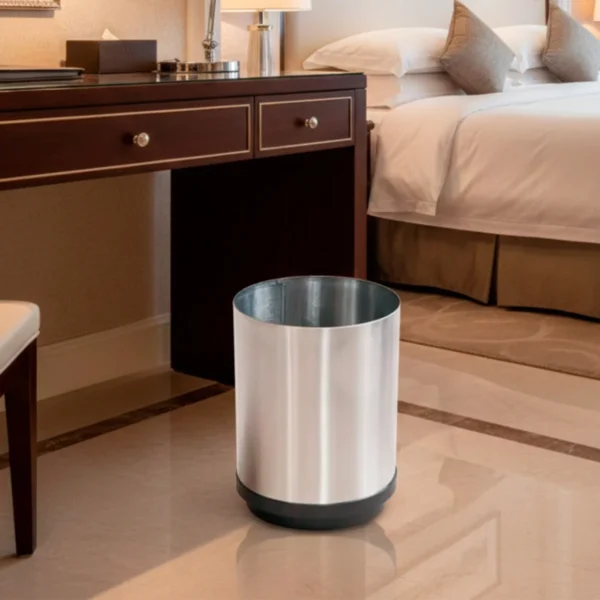 Cesto de basura de acero inoxidable